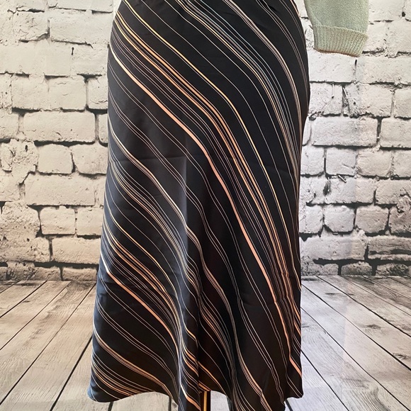 The Limited midi silk skirt - Picture 2 of 10